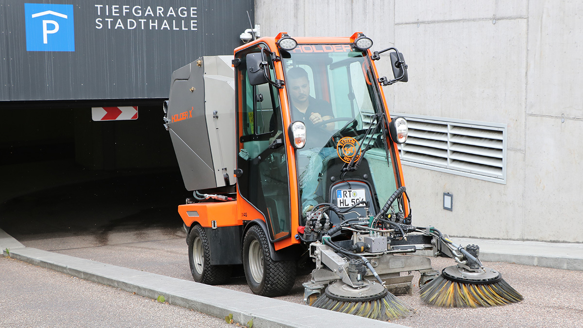 Holder X 45i compact & efficient Kärcher Municipal